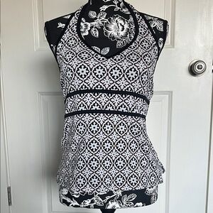 Land’s End Halter Tankini top. Size 8.